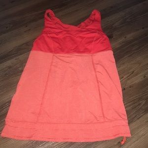 Lululemon tank